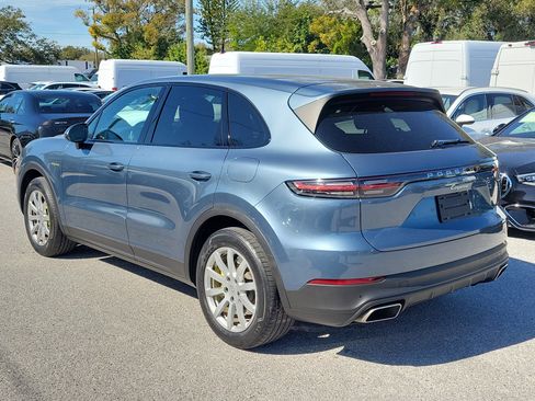 Used 2020 Porsche Cayenne E-Hybrid image 4