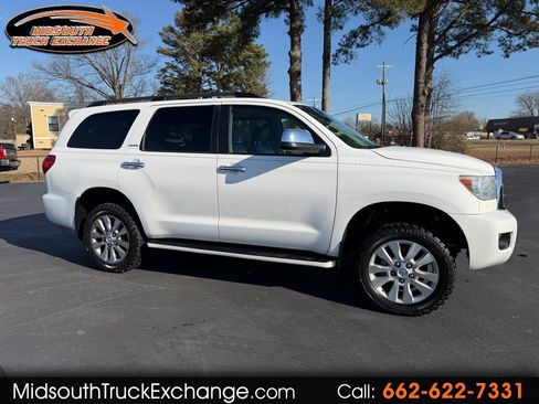 Used 2017 Toyota Sequoia Limited w/ Safety & Convenience Package AWD/4WD image 1