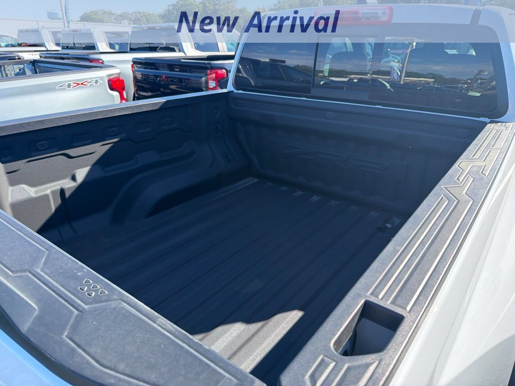 Certified 2024 Chevrolet Colorado ZR2 w/ ZR2 Convenience Package III AWD/4WD image 9