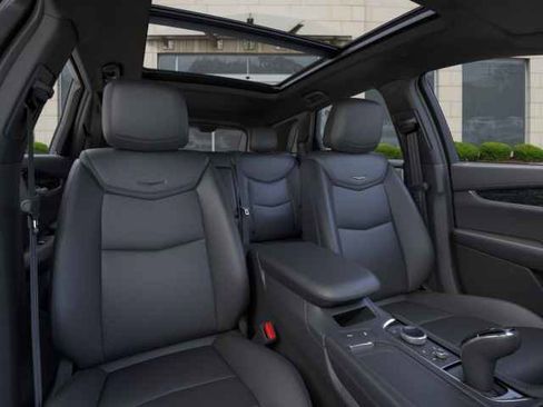 New 2026 Cadillac XT5 Premium Luxury w/ Driver Assist Package AWD/4WD image 17