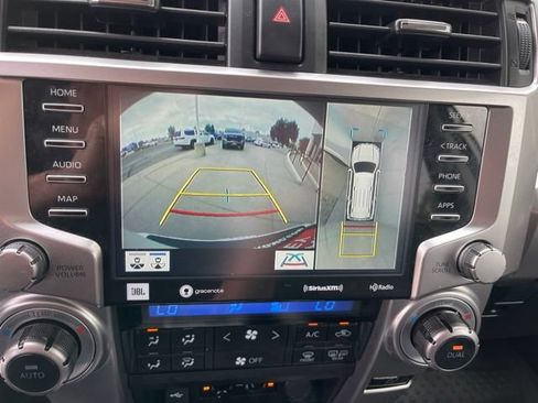 Used 2022 Toyota 4Runner Limited AWD/4WD image 10