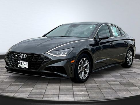 Used 2023 Hyundai Sonata SEL FWD image 1