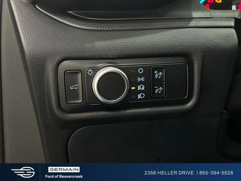 Used 2023 Ford Explorer 4WD image 26