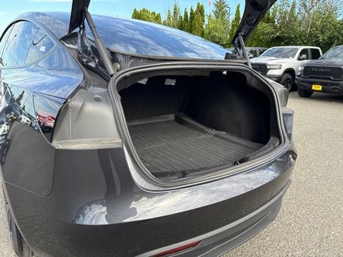 Used 2025 Tesla Model 3 Long Range RWD image 12