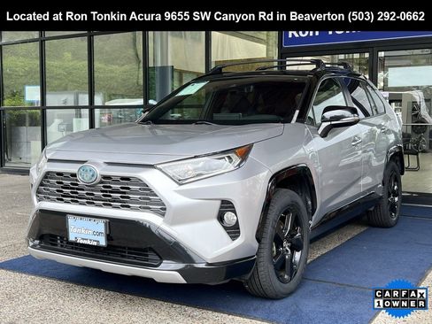 Used 2019 Toyota RAV4 XSE image 4