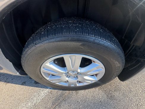 Used 2005 Subaru Outback 2.5i image 22