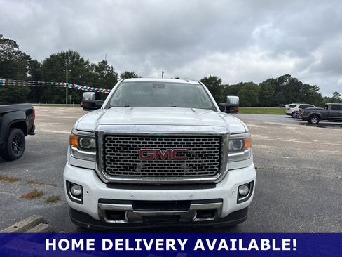 Used 2015 GMC Sierra 2500 Denali w/ Duramax Plus Package AWD/4WD image 2