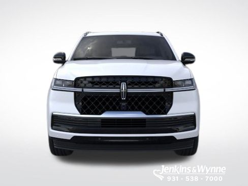 New 2026 Lincoln Navigator Reserve AWD/4WD image 6