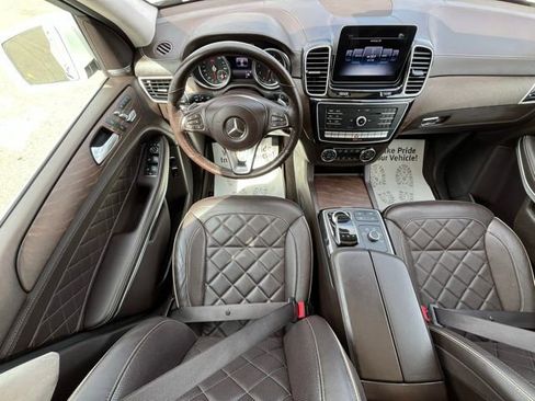 Used 2019 Mercedes-Benz GLS 550 4MATIC image 23