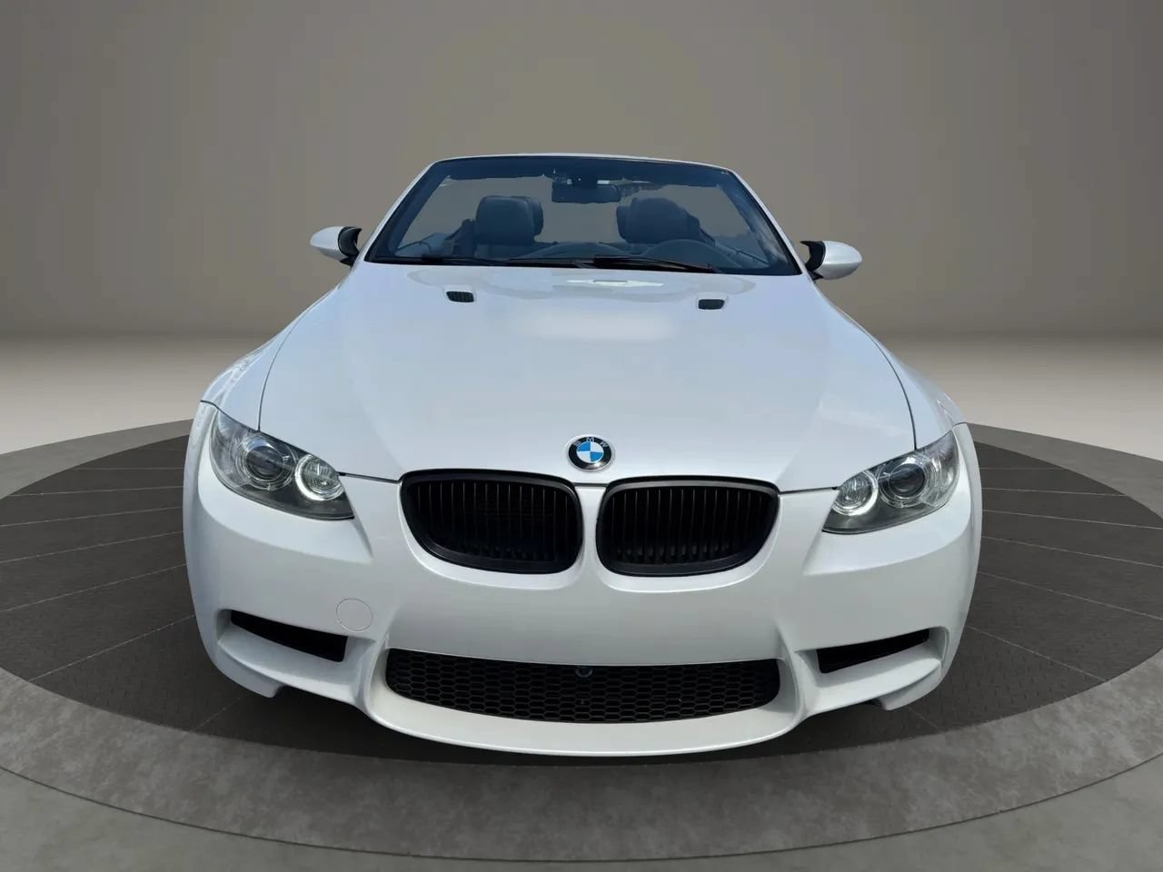 Used 2011 BMW M3 Convertible RWD image 5