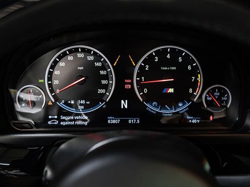 Used 2014 BMW M5 Competition image 26