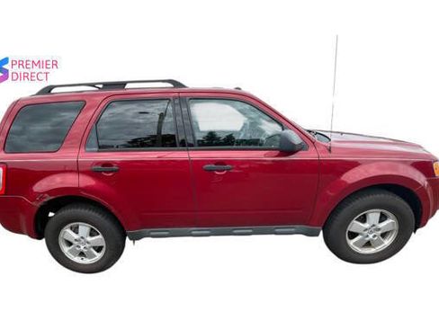Used 2010 Ford Escape XLT AWD/4WD image 7