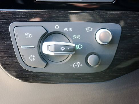 Used 2018 Audi Q7 3.0T Prestige w/ Prestige Package image 15