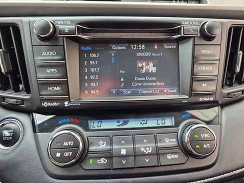 Used 2018 Toyota RAV4 XLE w/ Plus Extra Value Package AWD/4WD image 27