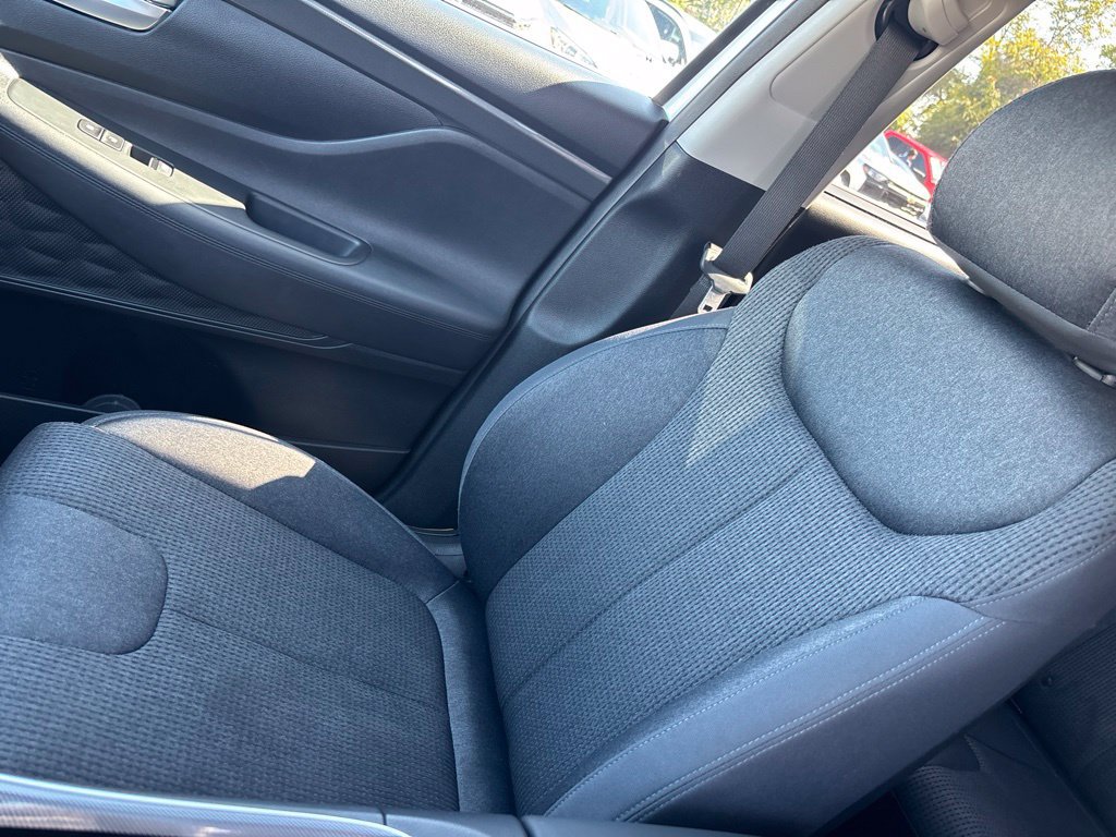 Used 2022 Hyundai Santa Fe XRT FWD image 17