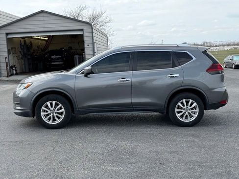 Used 2020 Nissan Rogue SV image 8