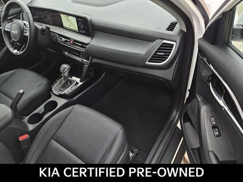 Certified 2024 Kia Seltos EX FWD image 7