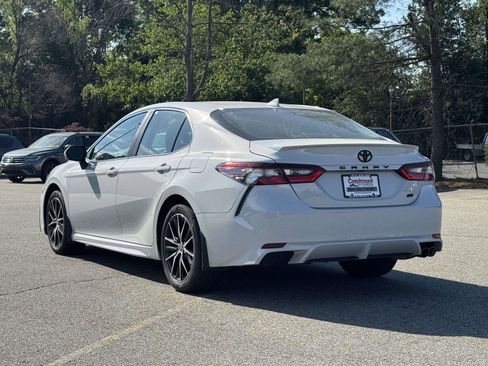 Certified 2024 Toyota Camry SE w/ Cold Weather Package FWD image 4