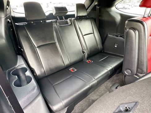 Used 2023 Toyota Highlander XSE AWD/4WD image 35