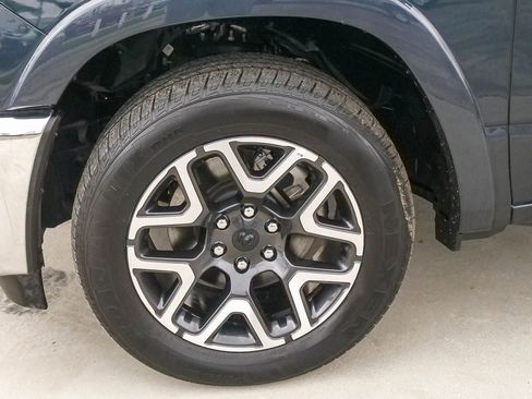 Used 2025 RAM 1500 Laramie image 5