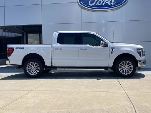 Used 2024 Ford F150 Lariat w/ Equipment Group 502A High AWD/4WD image 3