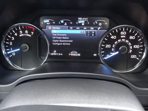 Used 2018 Ford F150 Platinum w/ Equipment Group 701A Luxury AWD/4WD image 25