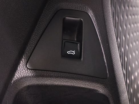 Used 2019 Volkswagen Jetta S w/ Driver Assistance Package FWD image 27