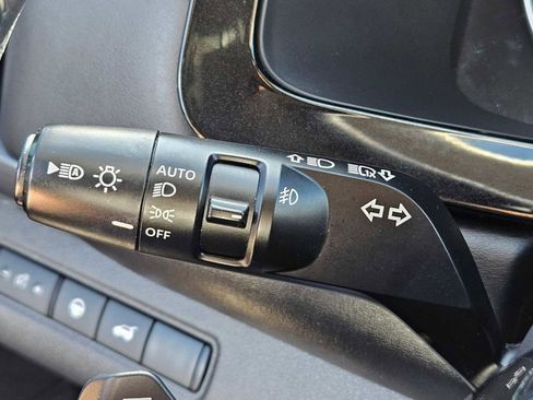 Used 2022 Nissan Pathfinder SL image 27