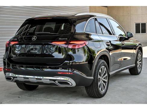 Certified 2026 Mercedes-Benz GLC 300 4MATIC image 8