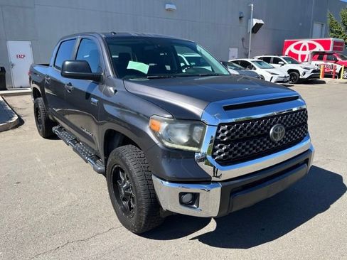 Used 2018 Toyota Tundra SR5 RWD image 3