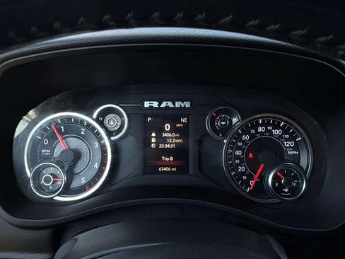 Used 2024 RAM 2500 Big Horn w/ Off Road Package AWD/4WD image 12
