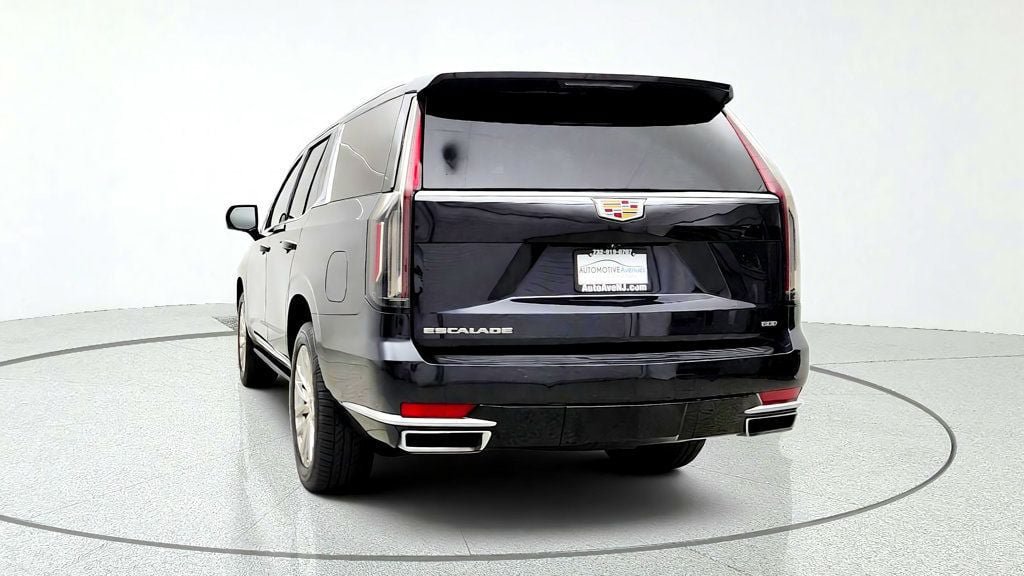 Used 2022 Cadillac Escalade Premium Luxury w/ Performance Package AWD/4WD image 6