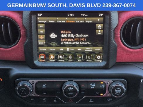 Used 2023 Jeep Wrangler Unlimited Sahara AWD/4WD image 19