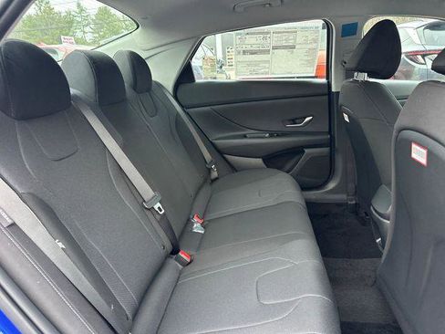 New 2026 Hyundai Elantra SE image 12