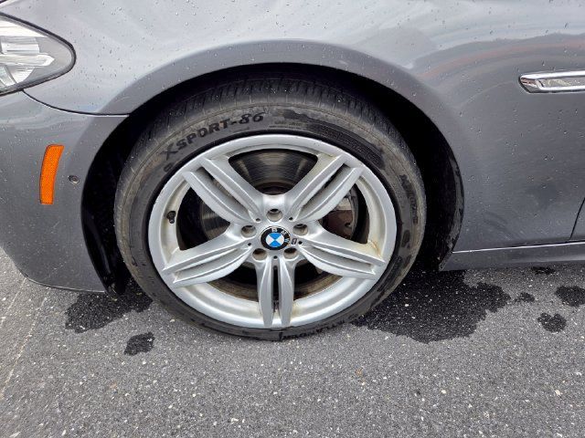Used 2016 BMW 550i xDrive Sedan w/ M Sport AWD/4WD image 27