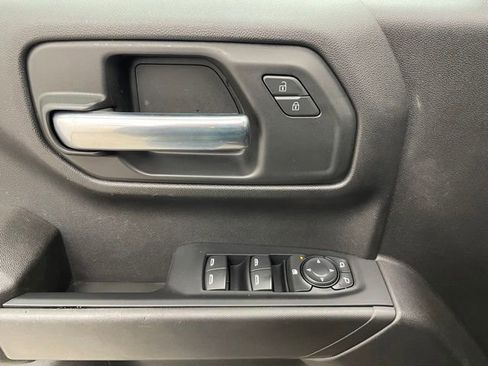 Used 2023 Chevrolet Silverado 1500 Custom Trail Boss AWD/4WD image 9