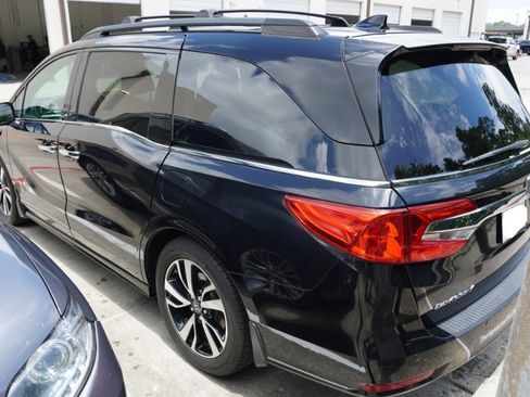Used 2018 Honda Odyssey Elite image 7