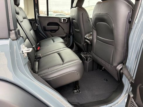 New 2026 Jeep Wrangler Sport AWD/4WD image 25