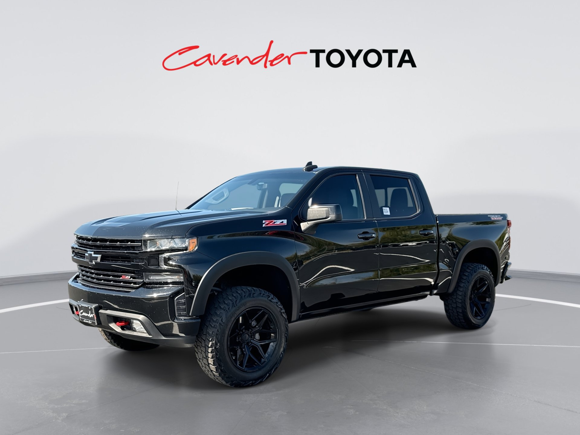 Used 2021 Chevrolet Silverado 1500 LT Trail Boss w/ Convenience Package II AWD/4WD image 1