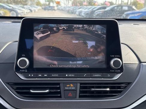 Certified 2023 Nissan Altima 2.5 SR image 25