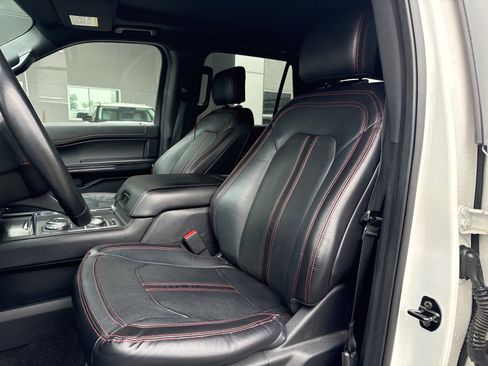 Used 2020 Ford Expedition Limited w/ Equipment Group 303A image 11