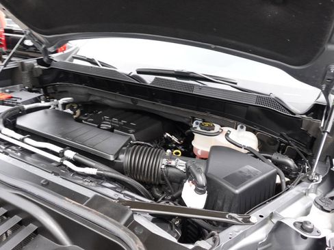 Used 2024 Chevrolet Silverado 1500 LT image 56