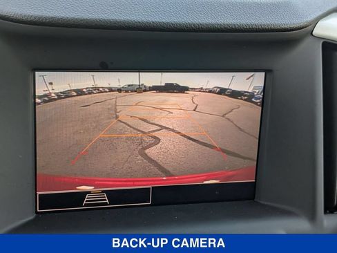 Used 2024 GMC Terrain SLE w/ Driver Convenience Package AWD/4WD image 23