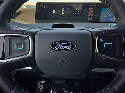 New 2026 Ford Expedition Platinum w/ Stealth Appearance Package AWD/4WD image 19