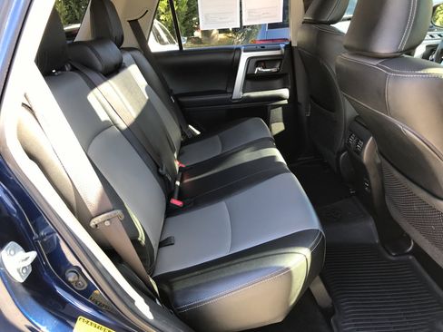 Certified 2019 Toyota 4Runner SR5 Premium image 28