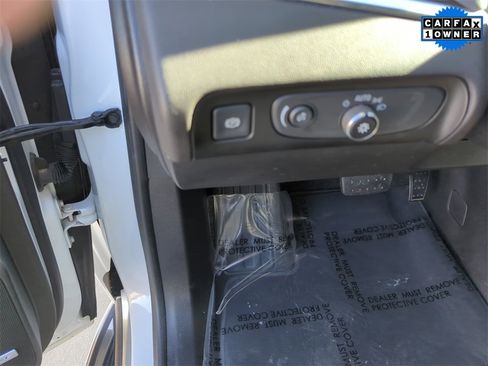 Used 2020 Buick Enclave Premium w/ Sun and Sites Package image 23