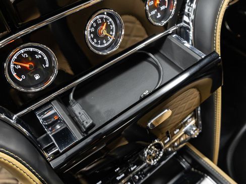 Used 2016 Bentley Mulsanne Speed image 81