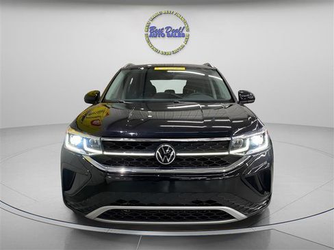 Used 2022 Volkswagen Taos SEL image 8
