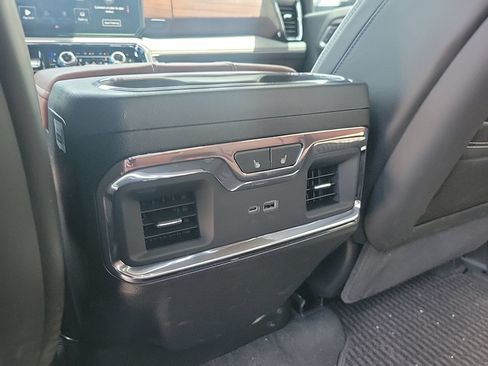 Used 2026 GMC Sierra 2500 Denali Ultimate AWD/4WD image 17
