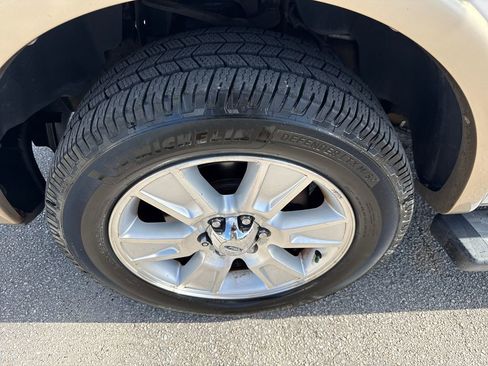 Used 2013 Ford F150 Lariat w/ Mid Equipment Group RWD image 11